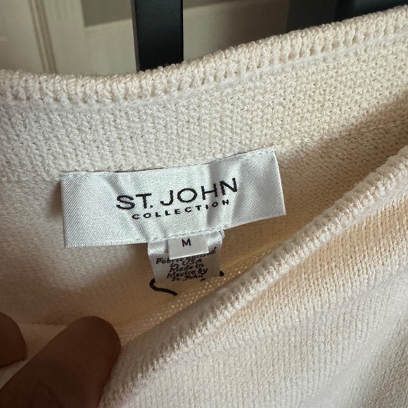 St. John Medium 2-Pc Cream Suit - Picture 4 of 5